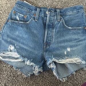 Levi’s 501 premium size 24